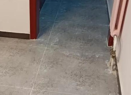 卫滨瓷砖空鼓维修公司分享下卫滨地砖空鼓了怎么办